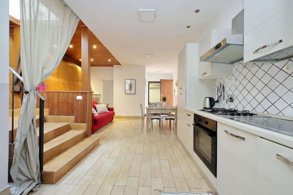 Vatican Flat Spacious Cozy With Court Рим Екстериор снимка